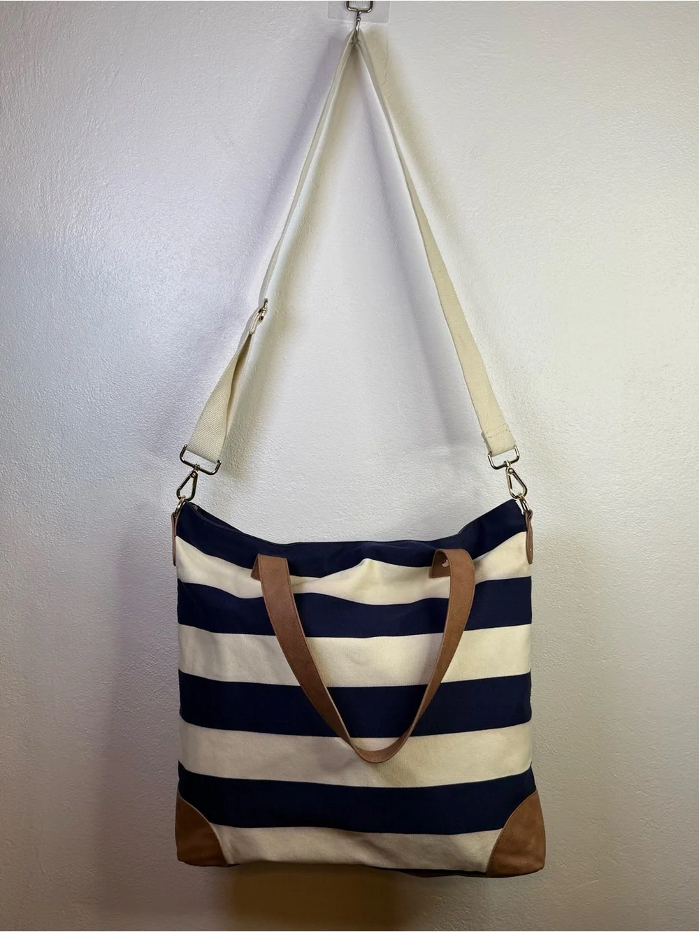 Merona Nautical Navy & Cream Striped Canvas Tote Beach Bag with Crossbody Strap